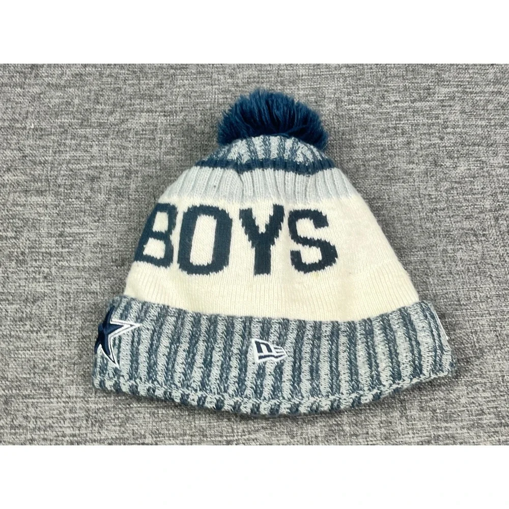 New Era Dallas Cowboys NFL White Navy Blue Fleece Lined Cuffed Pom Beanie Hat